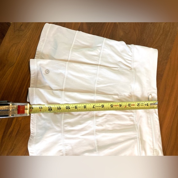 Lululemon Mid-rise Pace Rival Skirt, size 10, white - Picture 15 of 16